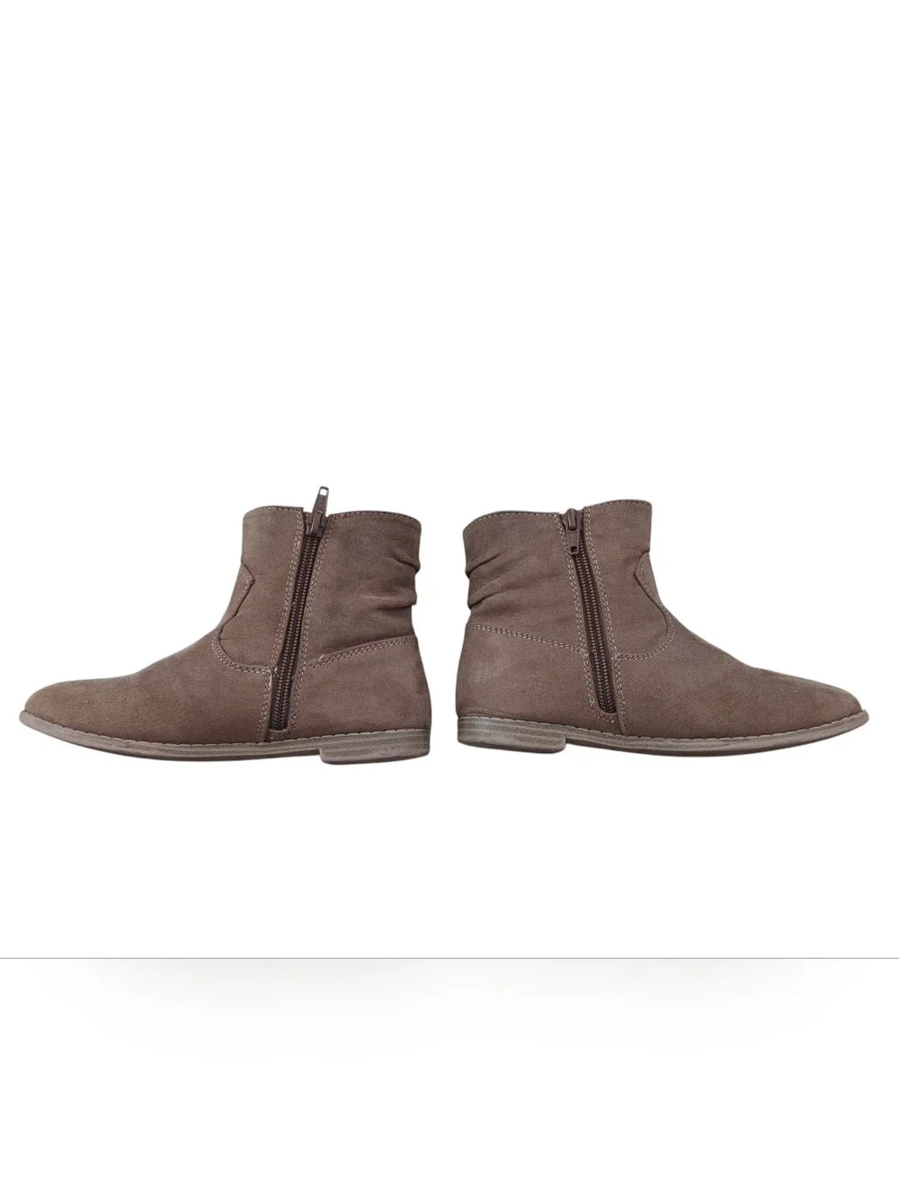 The Children’s Place Girls Taupe Suede Slouch Ankle Booties Size 1